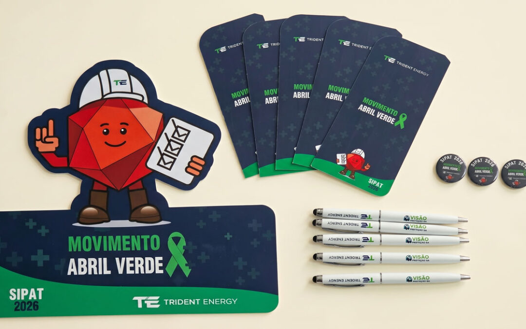 Kit de materiais gráficos personalizados para SIPAT e campanha Abril Verde, incluindo mascote recortado, canetas, bottons e marcadores de página corporativos